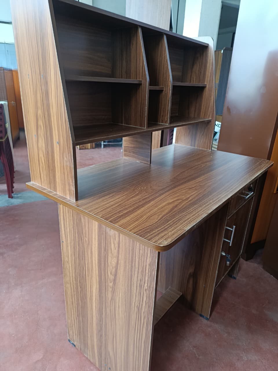 STUDY DESK WITH SHELF - View 1